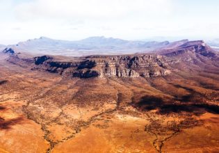 Wilpena Pound Flinders Ranges