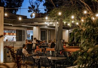 Diners at Blue Manna Dunsborough