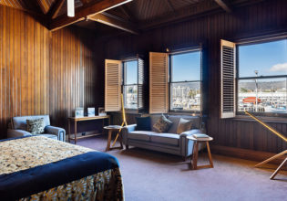 Henry Jones art hotel