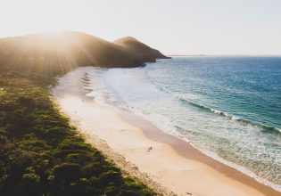 Scenic coastal views across Elizabeth Beach in Booti Booti National Park.