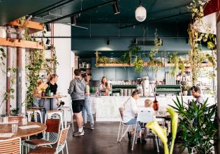 Elk Espresso Gold Coast Cafe