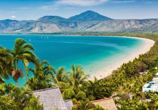 Four Mile Beach in Port Douglas