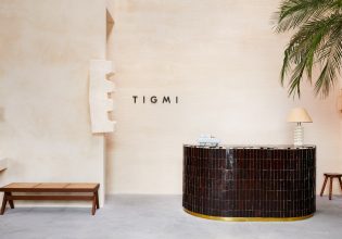 Welcome desk at Tigmi in Byron Bay