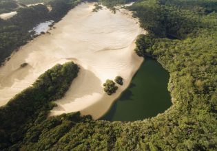 An aerial shot of Lake Wabby. (Image: Tourism and Events Queensland)