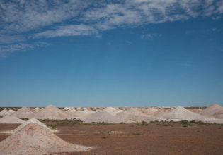 Coober Pedy moonscape mining holes